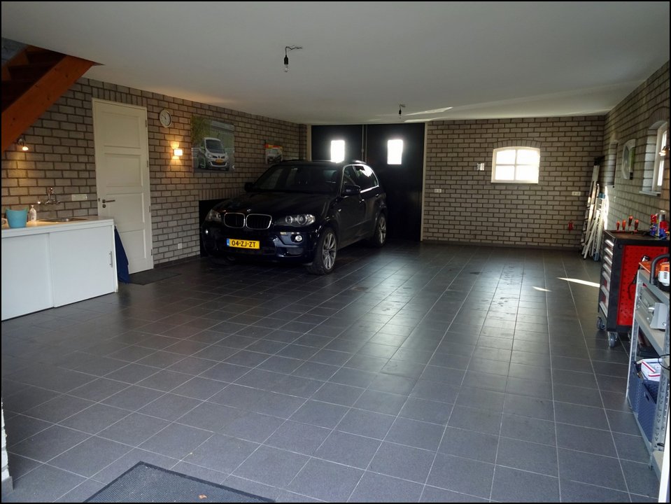 cache Omleiden Verlichten www.porscheforum.nl | • Toon onderwerp - Nieuwe garage vloer